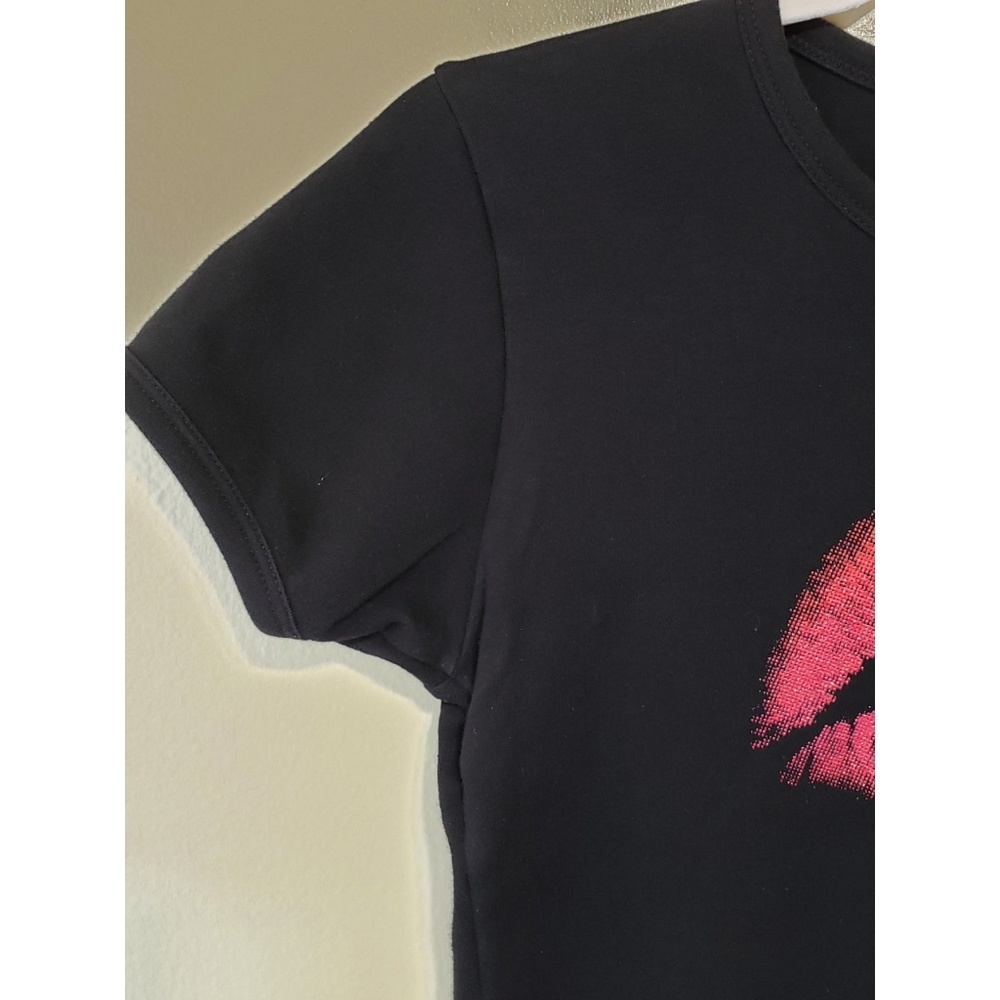 Split Tee Red Lips - Picture 3 of 6